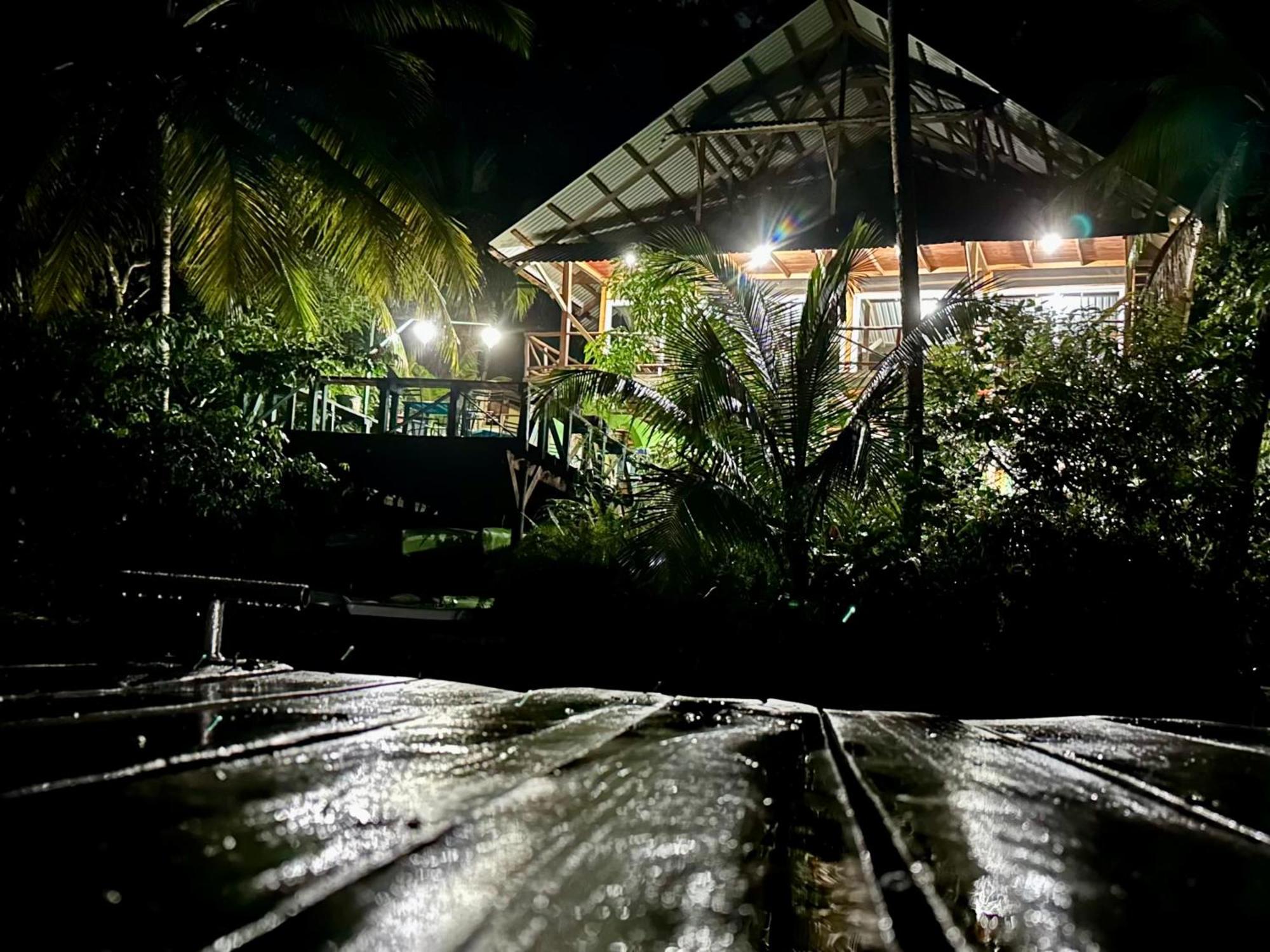 Palmeras Del Rio Hotel La Vina Exterior photo